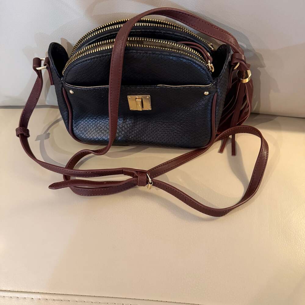 Isaac Mizrahi  Black and Brown Snakeskin Leather Triple Compartment Crossbody Br